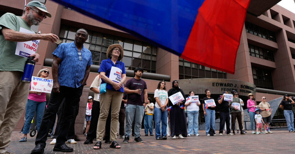 U.S. Employers Told to Dismiss Thousands of Immigrant Workers