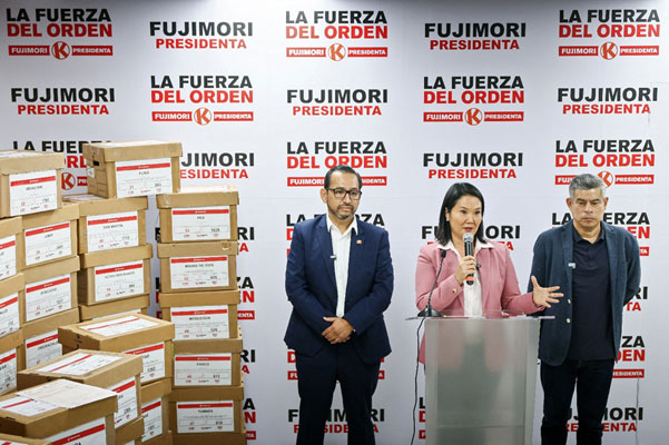 Peru’s Gridlock a Licence for Autocracy? — Global Issues
