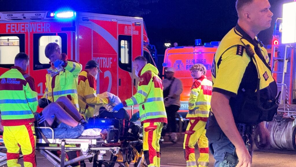 One useless, a number of injured after car plows by means of crowd at Berlin Delight occasion