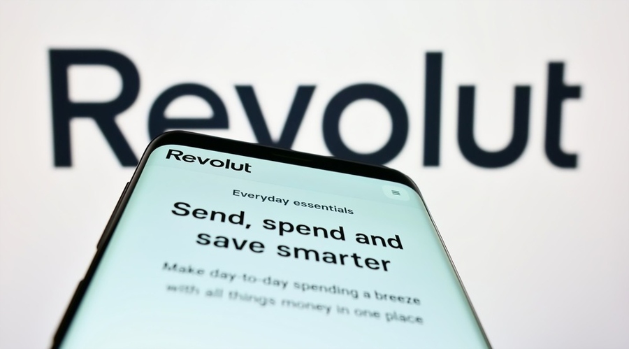 Revolut Reaches 5 Million Romanian Clients as 77% of Card Funds Flip Native